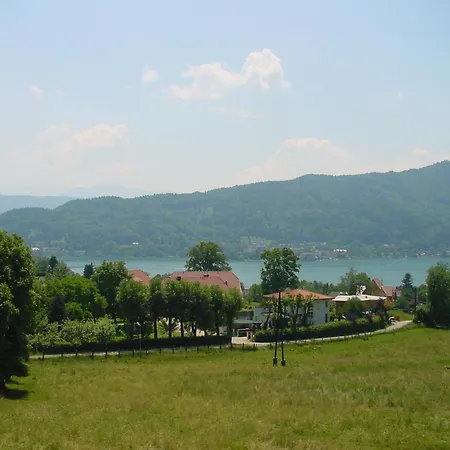 Strussnighof Guest house