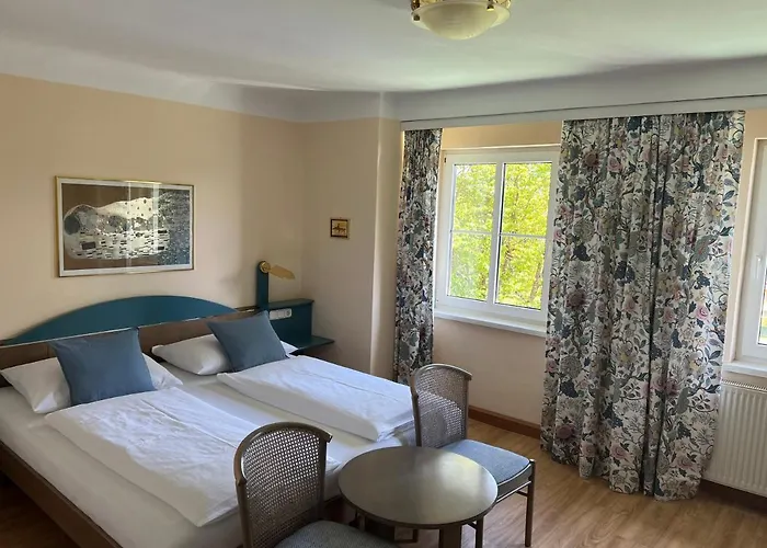 Strussnighof Guest house