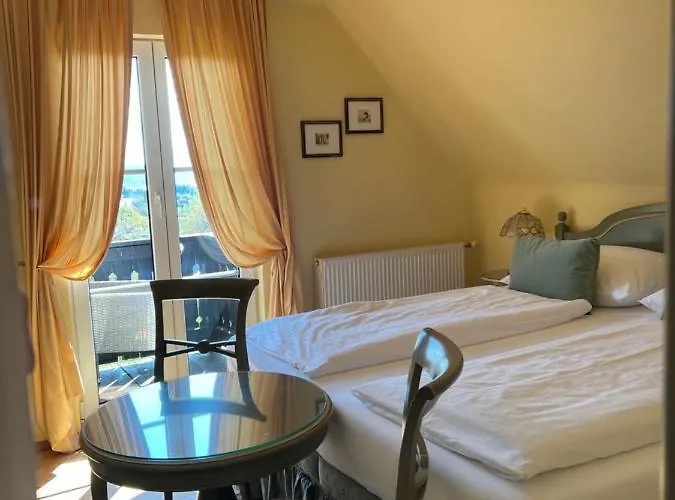 斯特鲁斯尼霍夫兰德豪斯旅馆 招待所