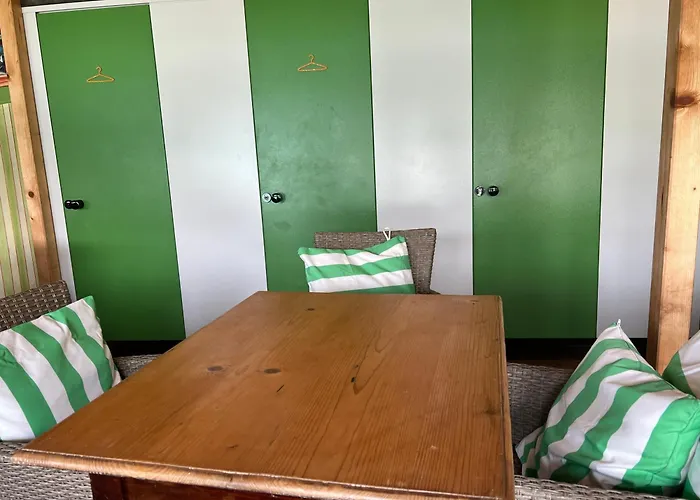 斯特鲁斯尼霍夫兰德豪斯旅馆 3* Pörtschach am Wörthersee