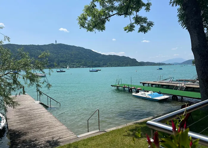 斯特鲁斯尼霍夫兰德豪斯旅馆 3*