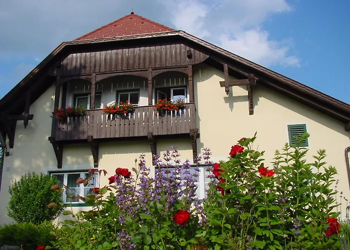 Strussnighof Guest house