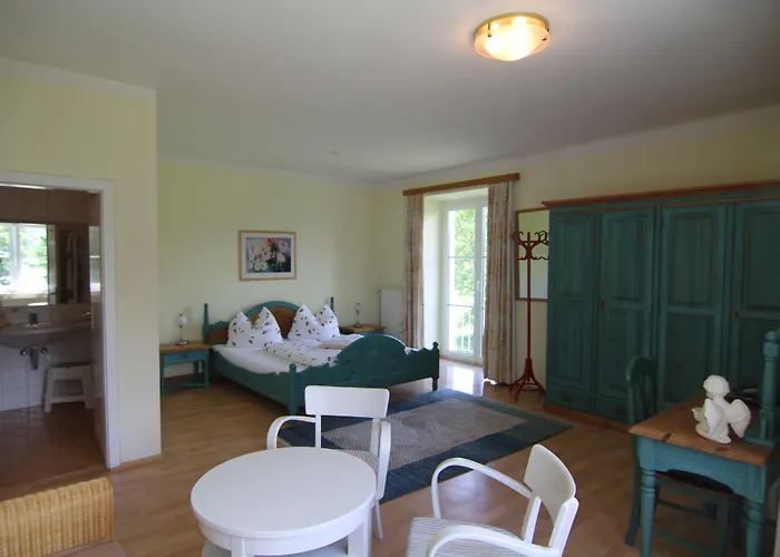 斯特鲁斯尼霍夫兰德豪斯旅馆