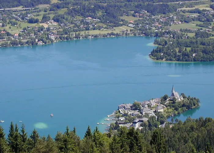 招待所 斯特鲁斯尼霍夫兰德豪斯旅馆 3*