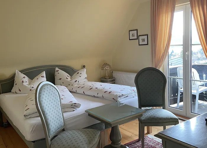 斯特鲁斯尼霍夫兰德豪斯旅馆 3*