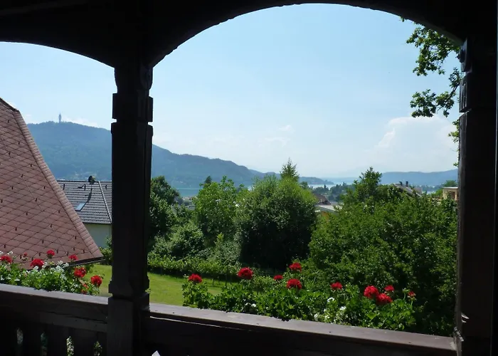 斯特鲁斯尼霍夫兰德豪斯旅馆